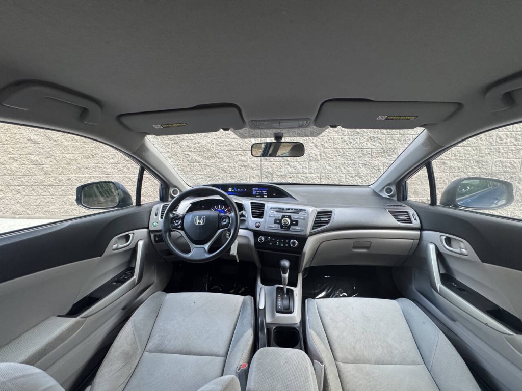 2012 Honda Civic Image 24