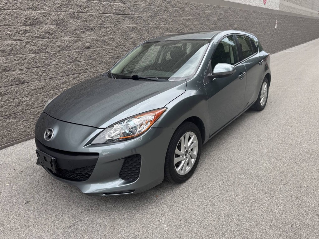 2013 Mazda Mazda3 Image 1
