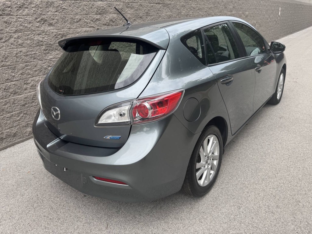 2013 Mazda Mazda3 Image 10