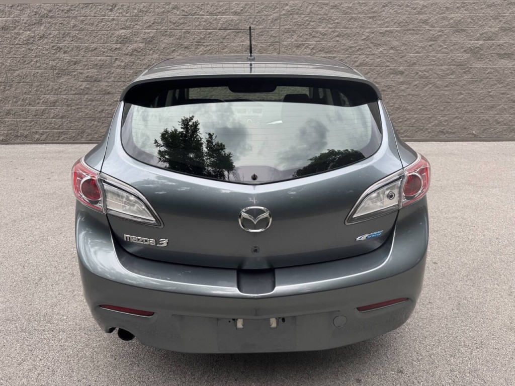 2013 Mazda Mazda3 Image 12