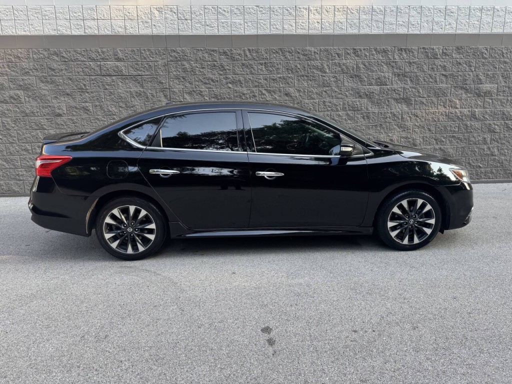 2019 Nissan Sentra Image 3