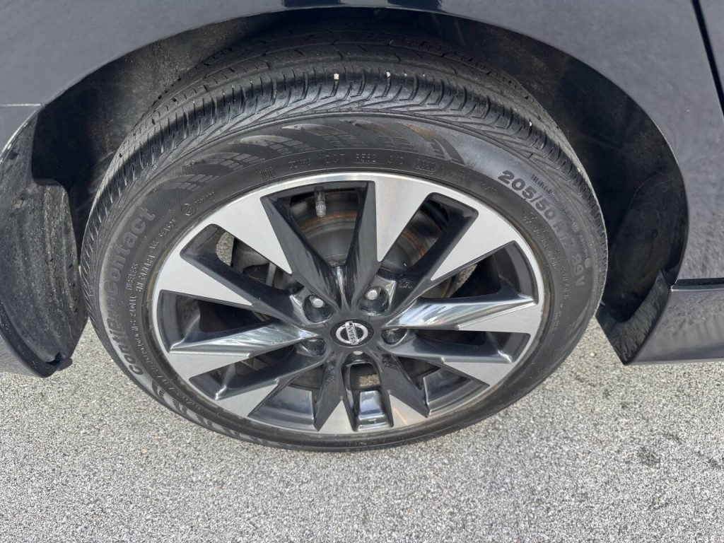 2019 Nissan Sentra Image 18