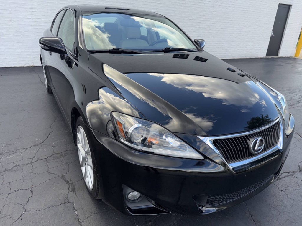 2011 Lexus IS 250 Image 7