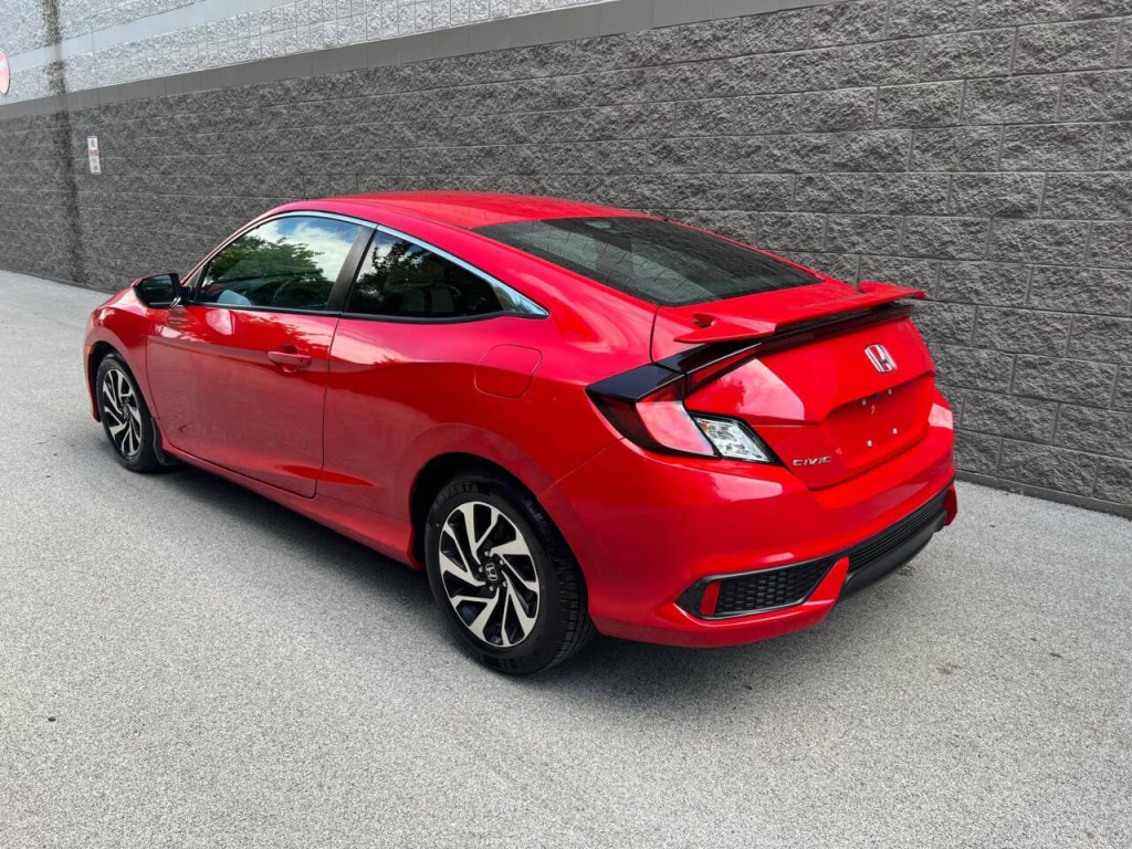2018 Honda Civic Image 2