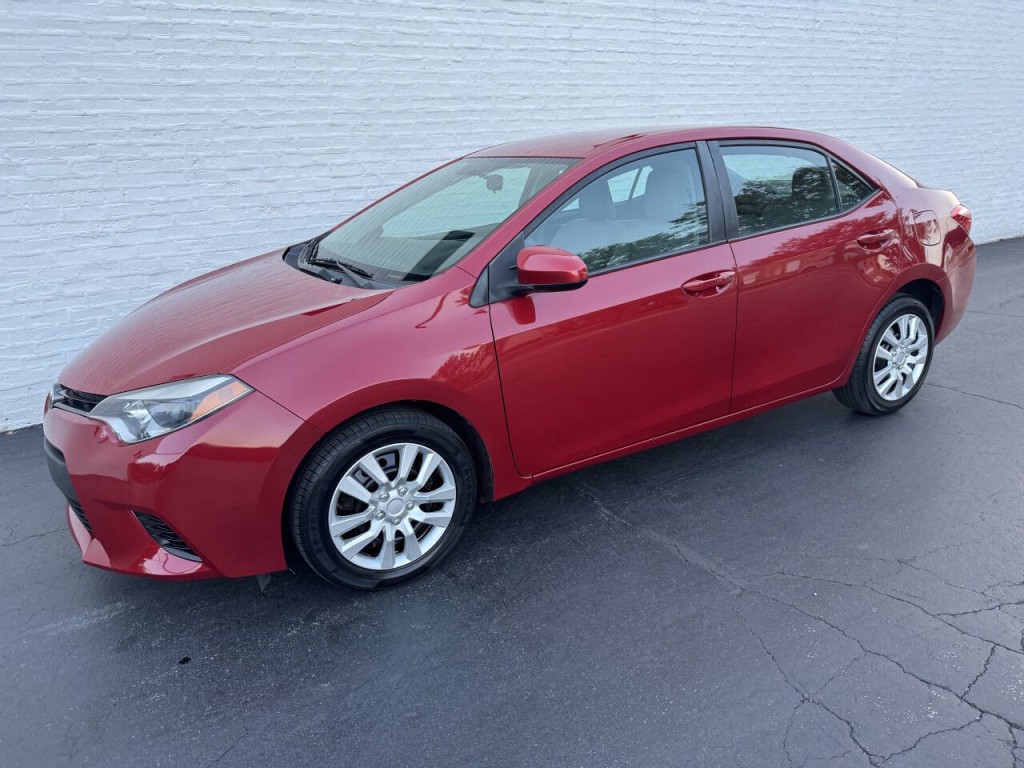 2016 Toyota Corolla Image 1
