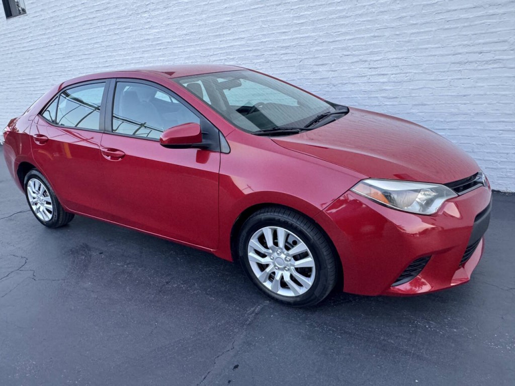 2016 Toyota Corolla Image 11