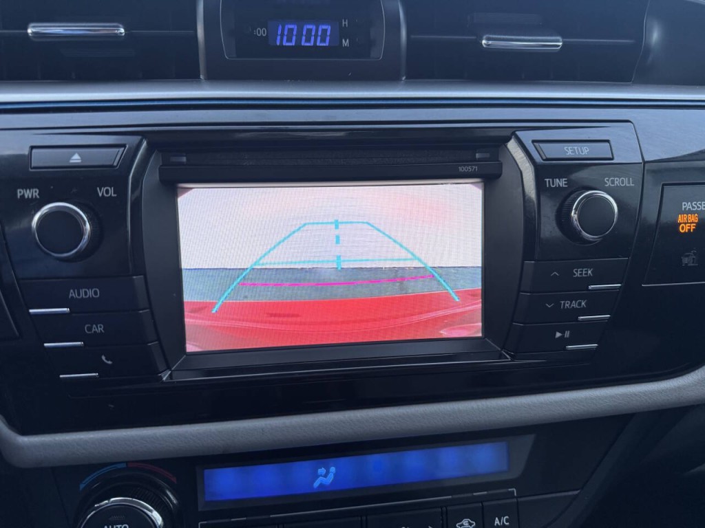 2016 Toyota Corolla Image 21