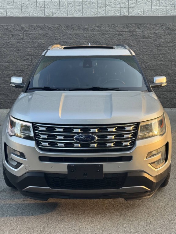 2016 Ford Explorer Image 8
