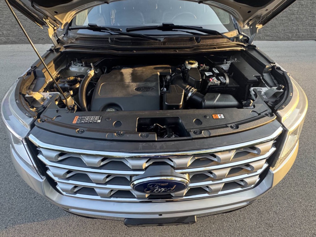 2016 Ford Explorer Image 15