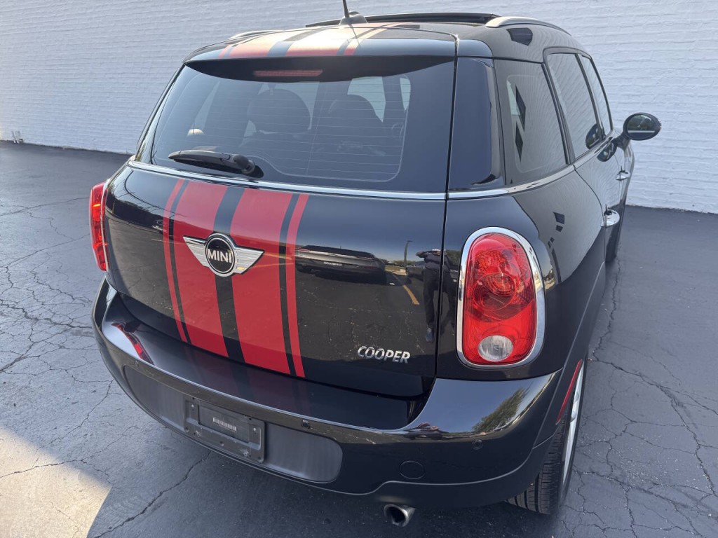 2012 MINI Countryman Image 13