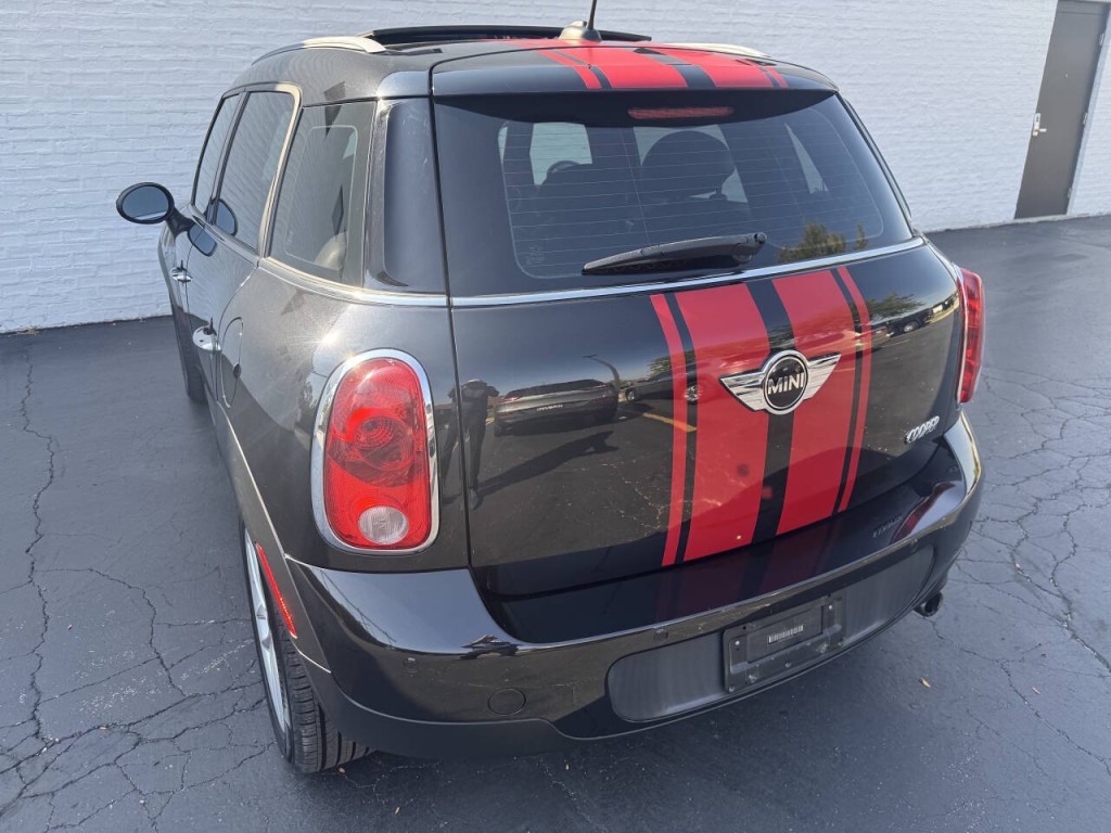 2012 MINI Countryman Image 15