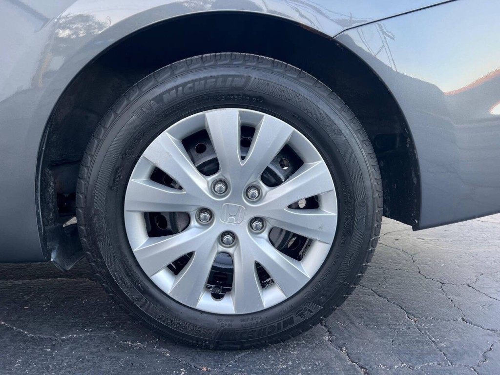 2012 Honda Civic Image 20