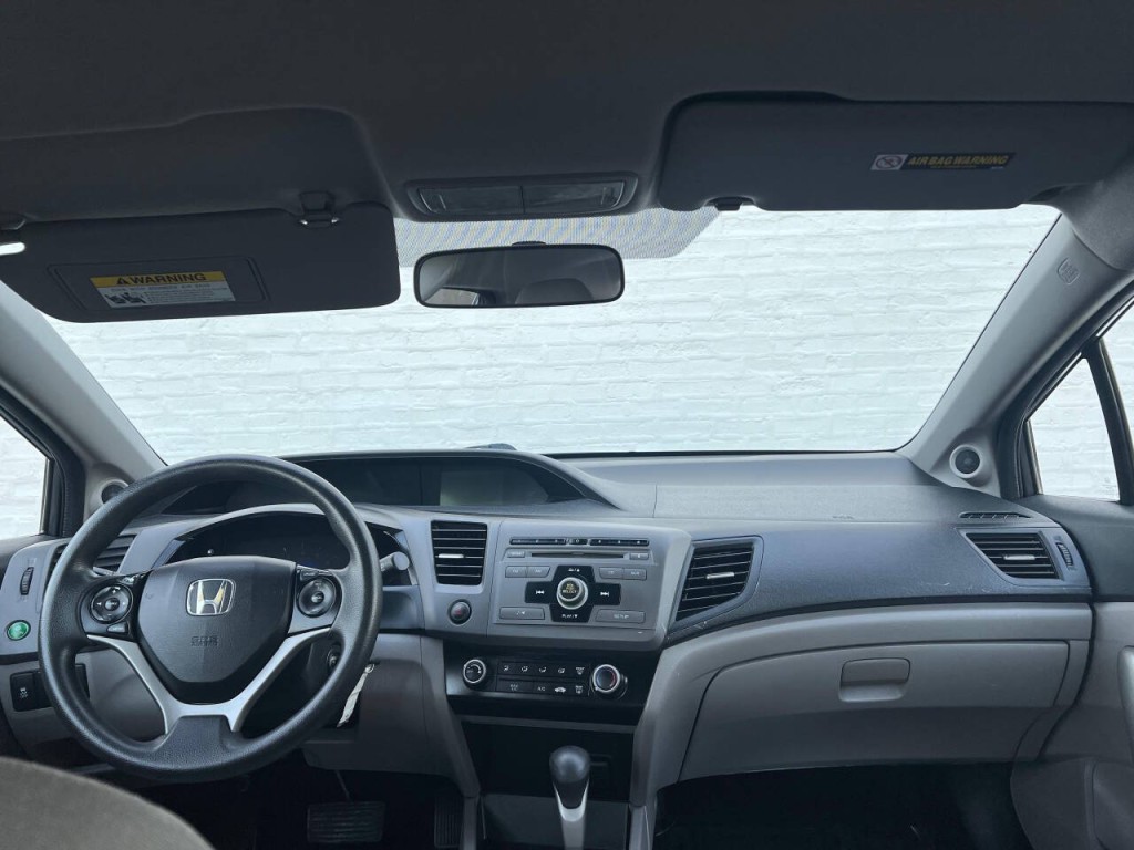 2012 Honda Civic Image 26