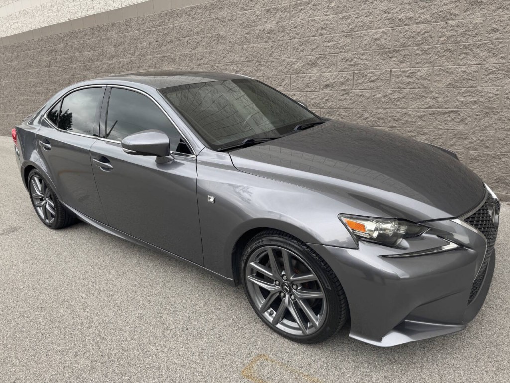 2015 Lexus IS 250 Image 2