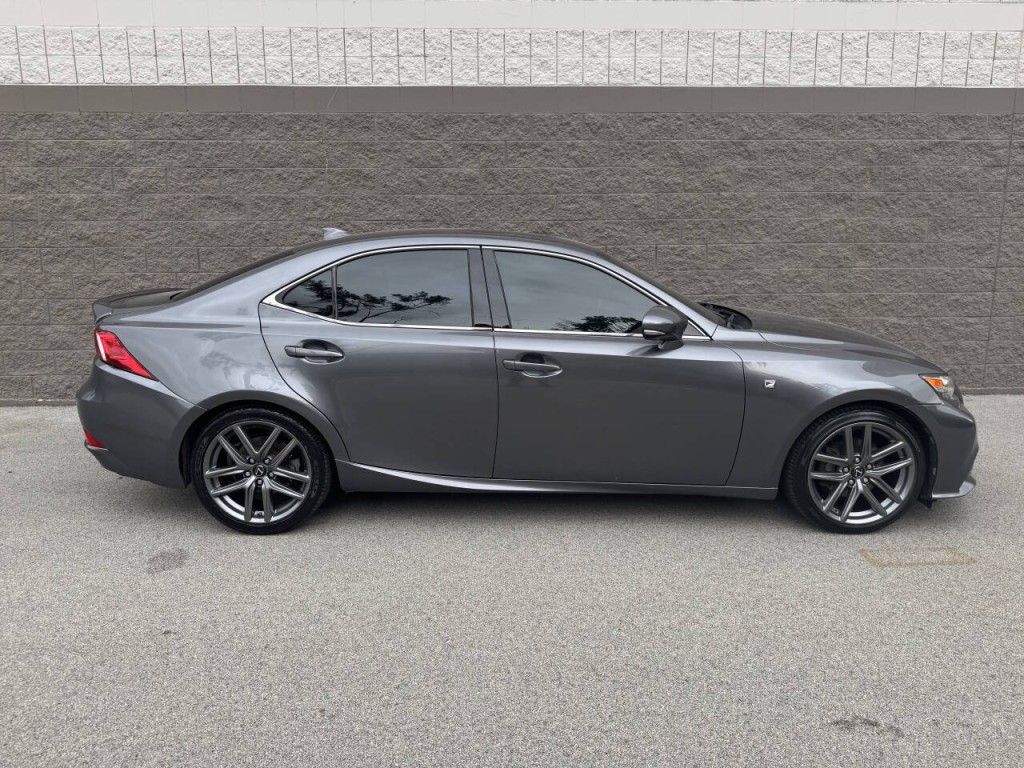 2015 Lexus IS 250 Image 3