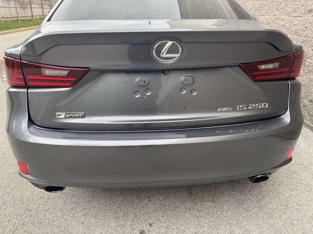 2015 Lexus IS 250 Image 12