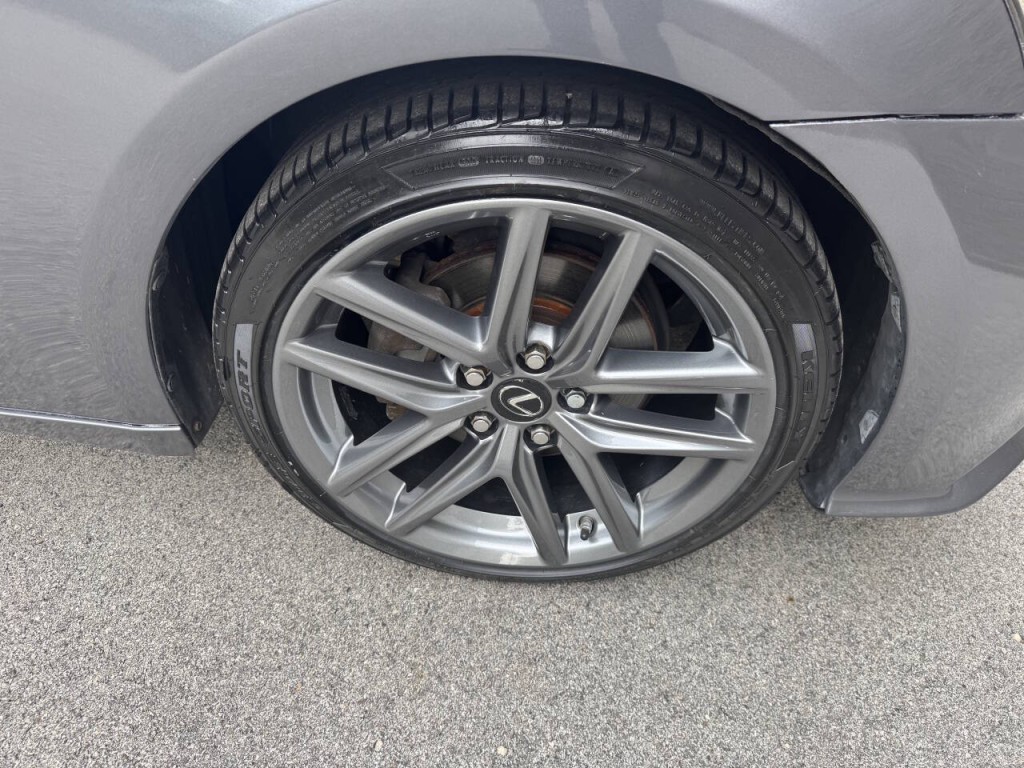2015 Lexus IS 250 Image 17