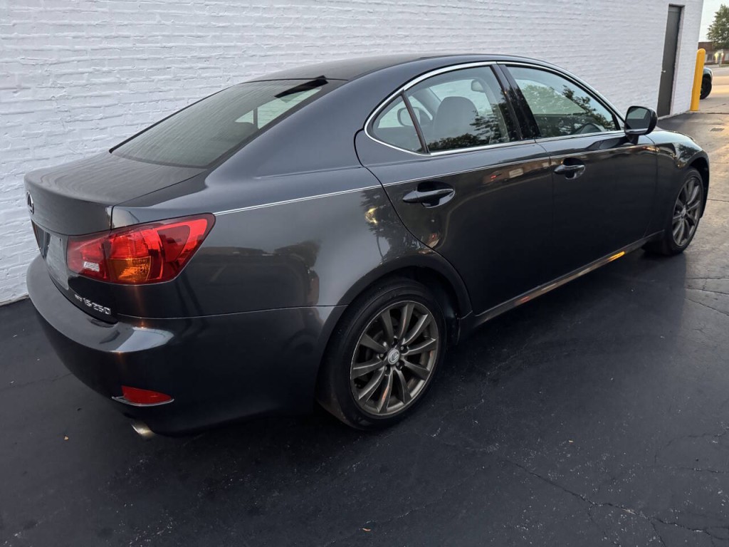 2006 Lexus IS 250 Image 10