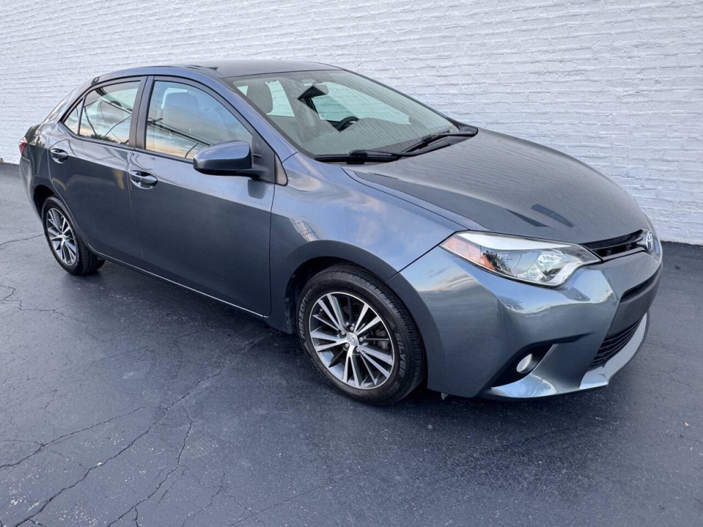 2016 Toyota Corolla Image 8