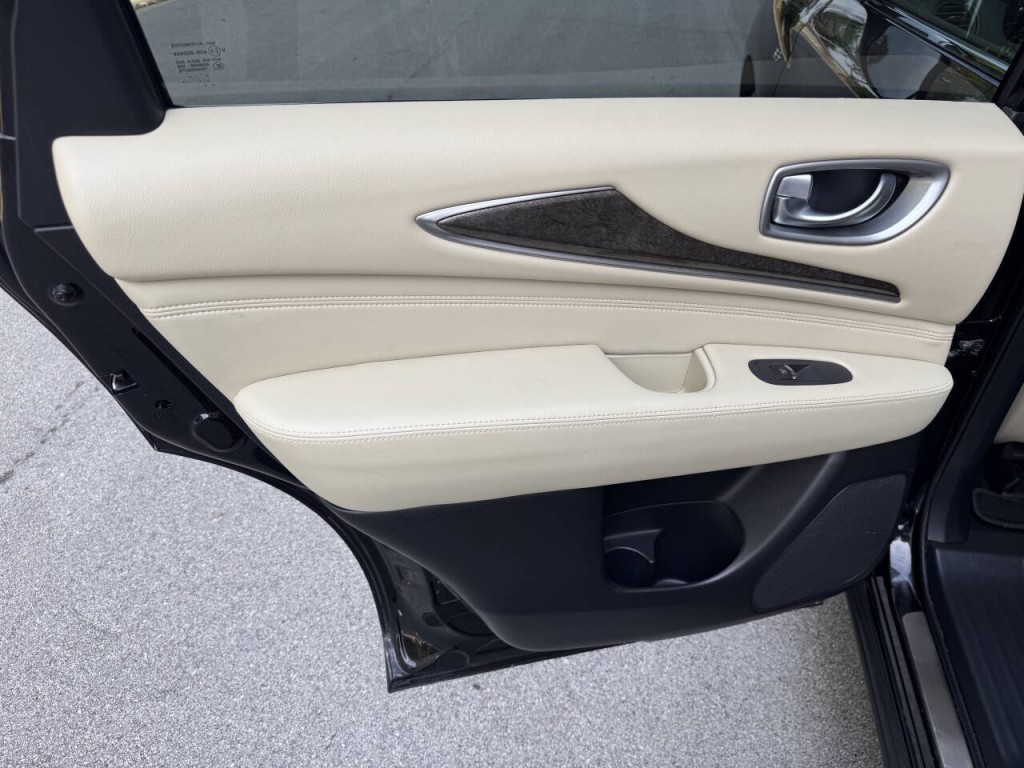 2015 INFINITI QX60 Image 34