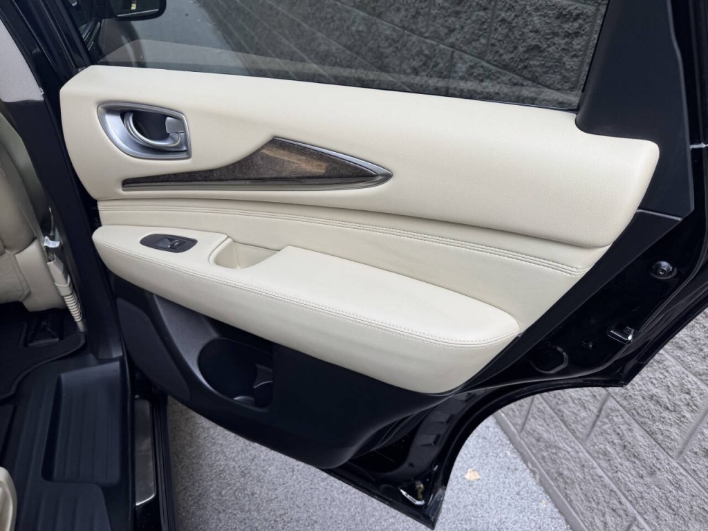 2015 INFINITI QX60 Image 36