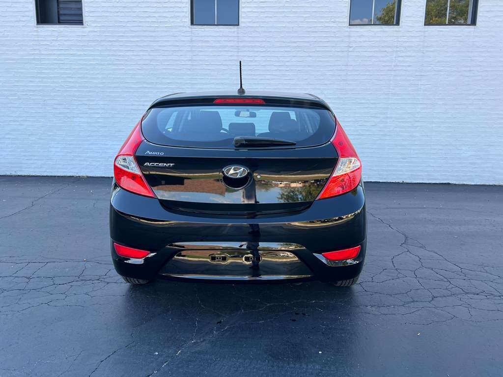 2015 Hyundai Accent Image 5