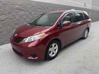 Image for 2016 Toyota Sienna LE 8 Passenger ID: 6954461