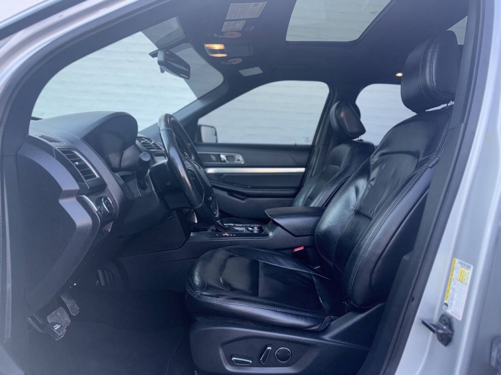 2018 Ford Explorer Image 4