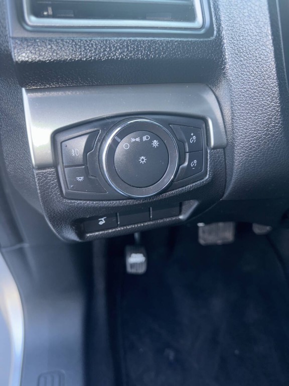 2018 Ford Explorer Image 7