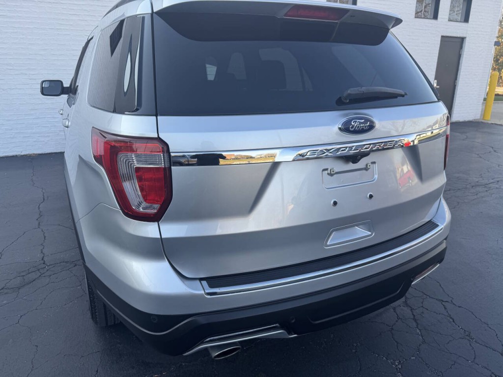 2018 Ford Explorer Image 21