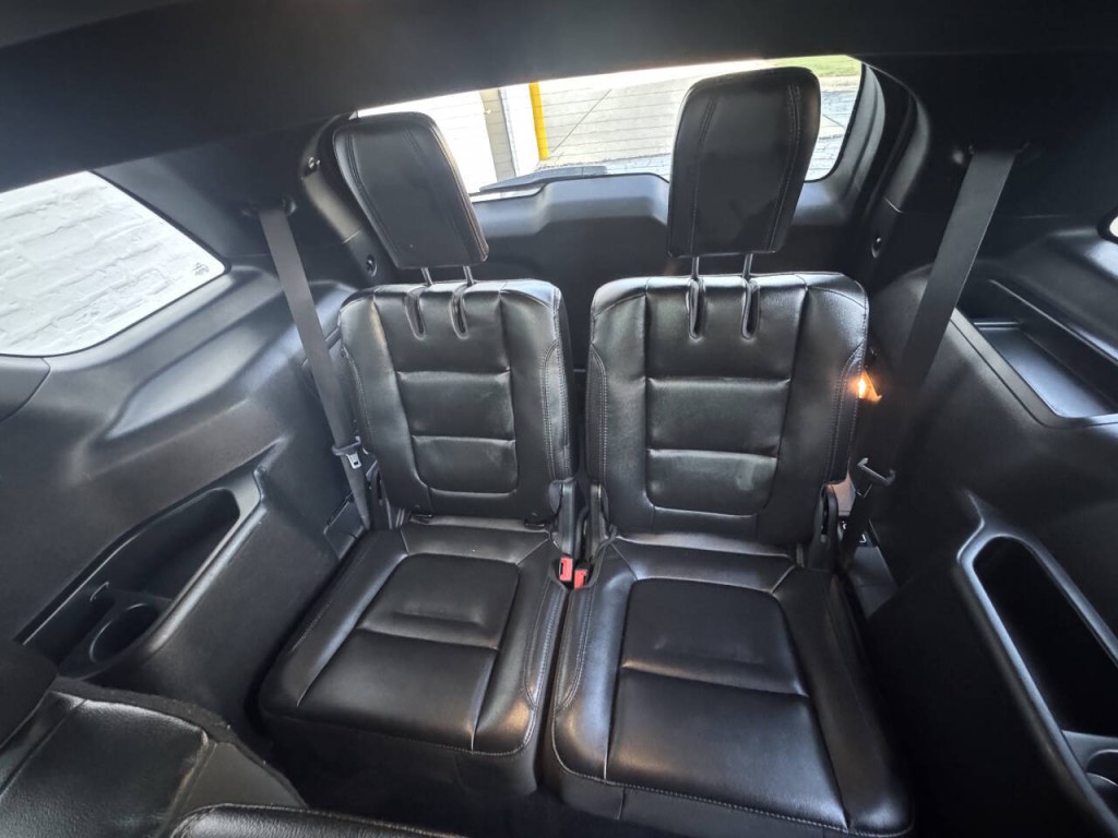 2018 Ford Explorer Image 28
