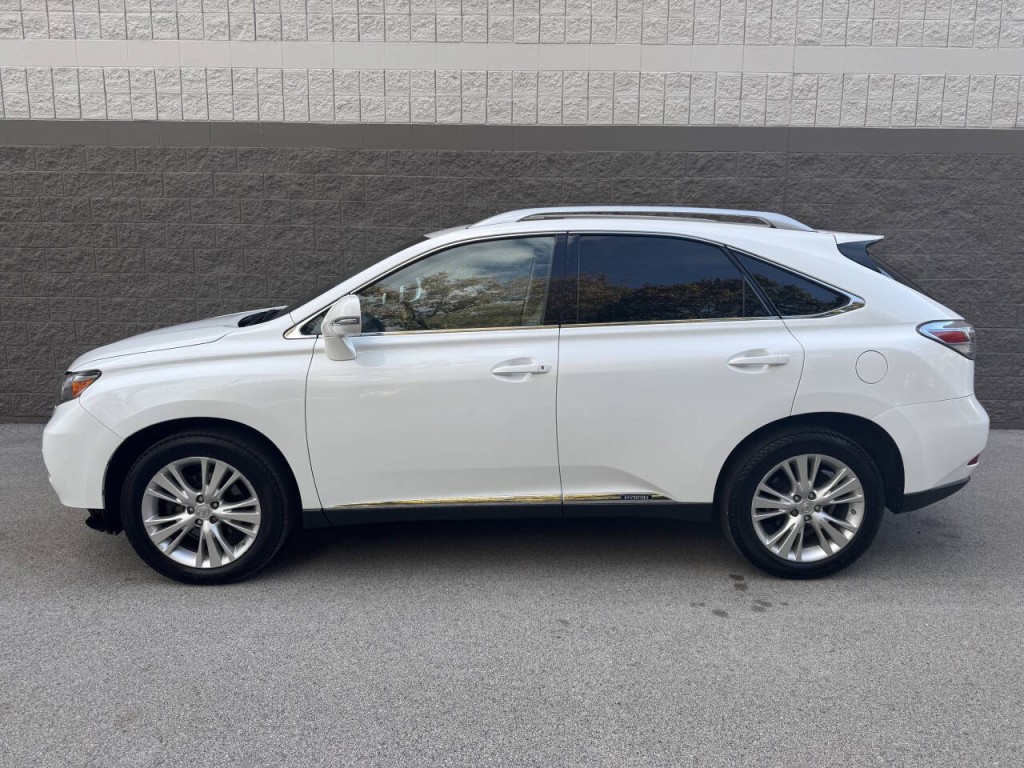 2010 Lexus RX 450h Image 2