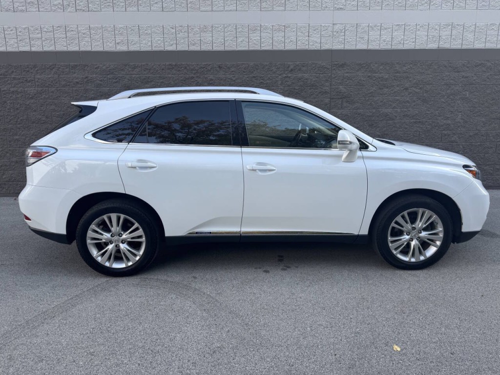 2010 Lexus RX 450h Image 11