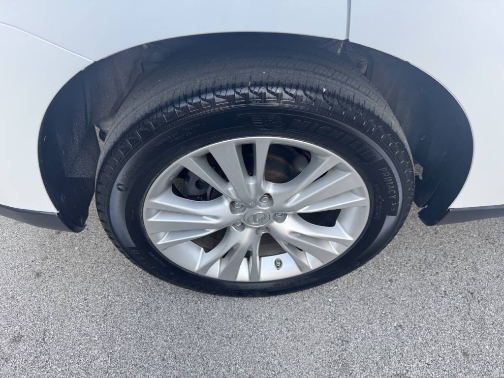 2010 Lexus RX 450h Image 19