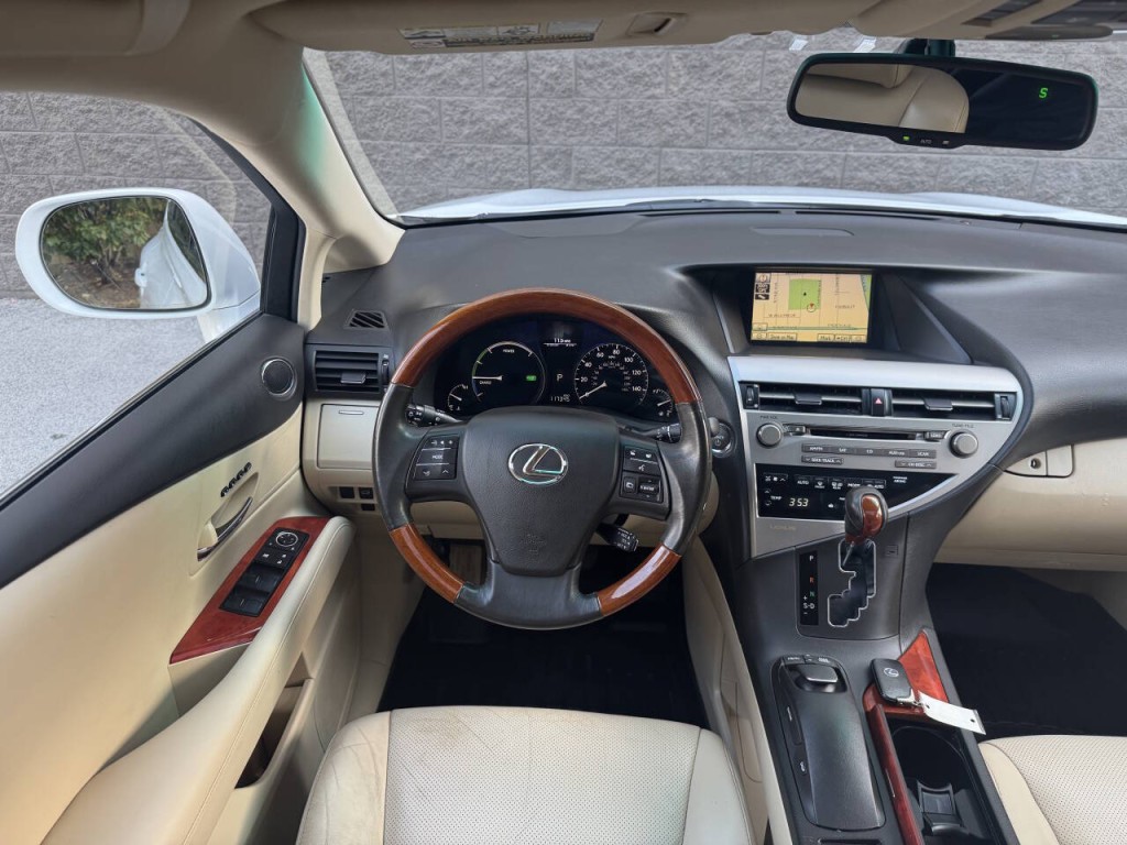 2010 Lexus RX 450h Image 34