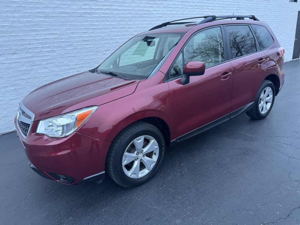 2015 Subaru Forester Image 1