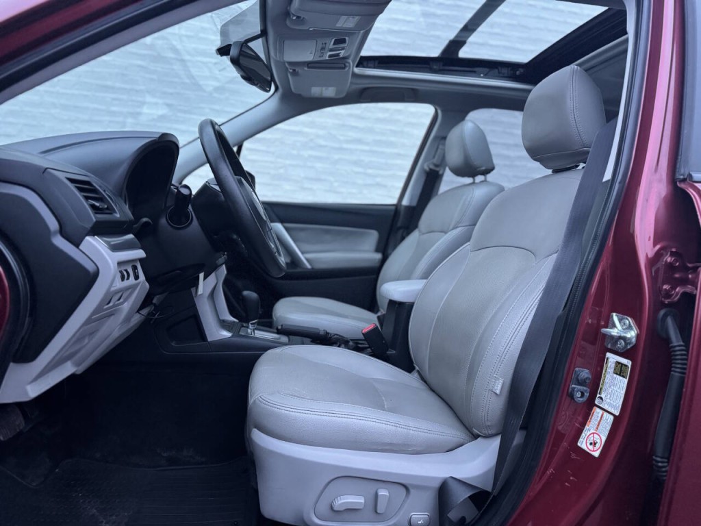 2015 Subaru Forester Image 4