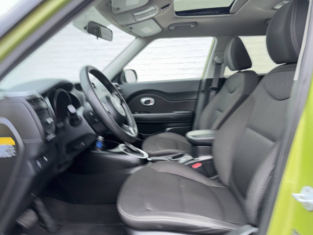 2016 Kia Soul Image 23