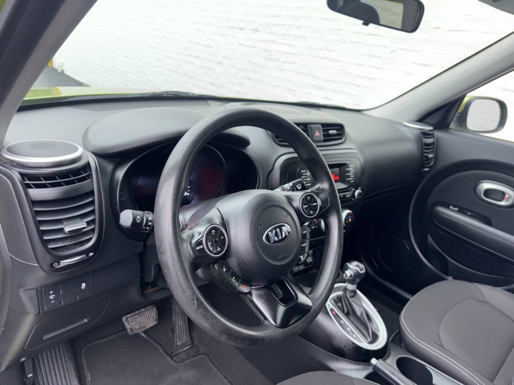 2016 Kia Soul Image 24