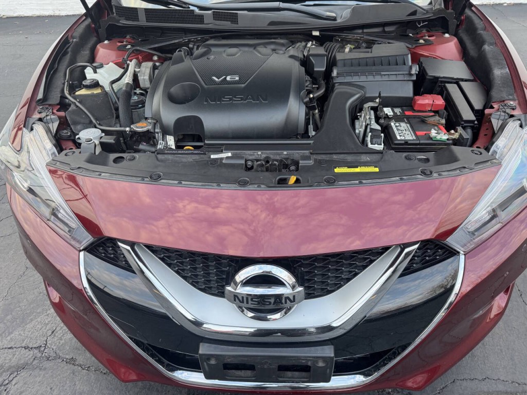 2016 Nissan Maxima Image 4
