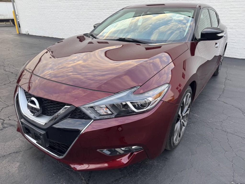 2016 Nissan Maxima Image 5