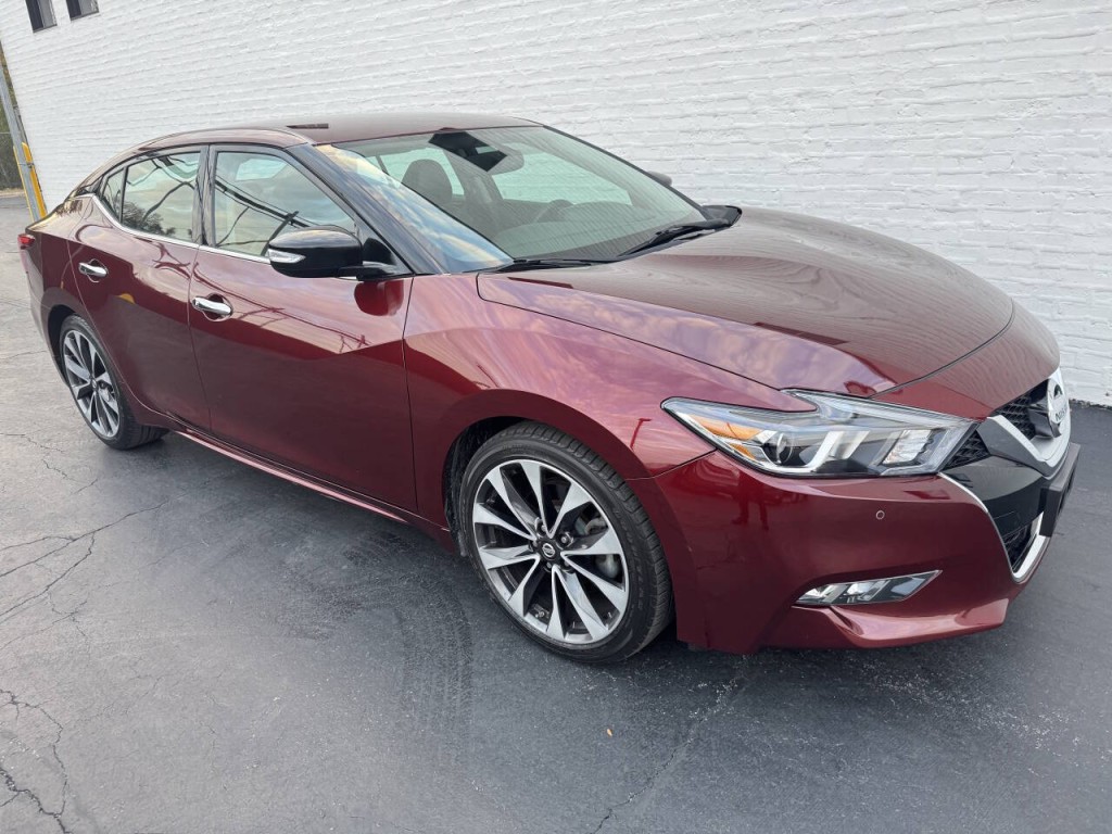 2016 Nissan Maxima Image 9