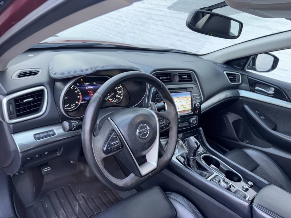 2016 Nissan Maxima Image 21