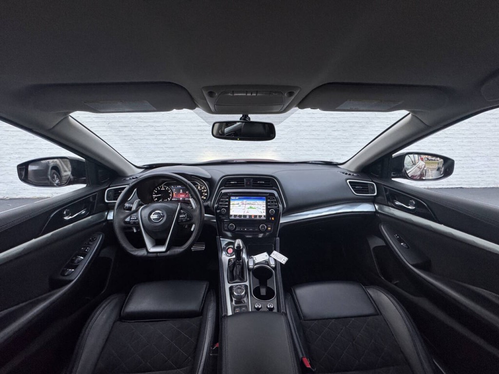2016 Nissan Maxima Image 30
