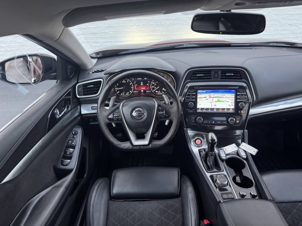 2016 Nissan Maxima Image 31