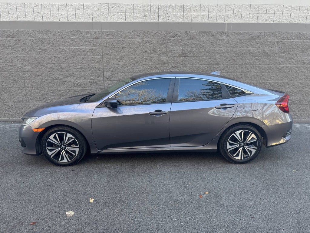 2018 Honda Civic Image 2