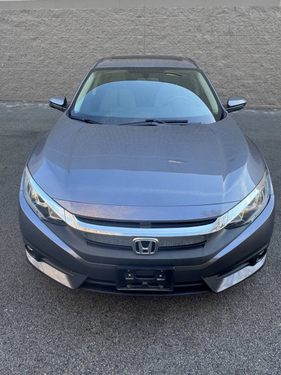 2018 Honda Civic Image 9