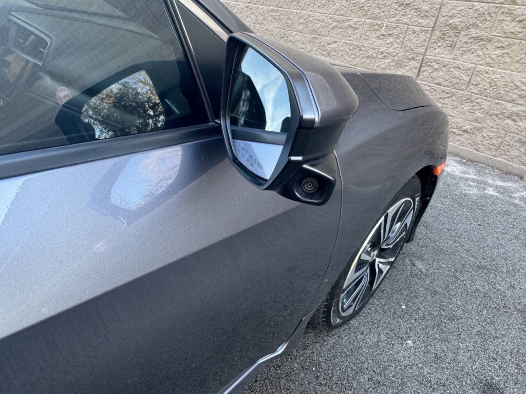 2018 Honda Civic Image 17