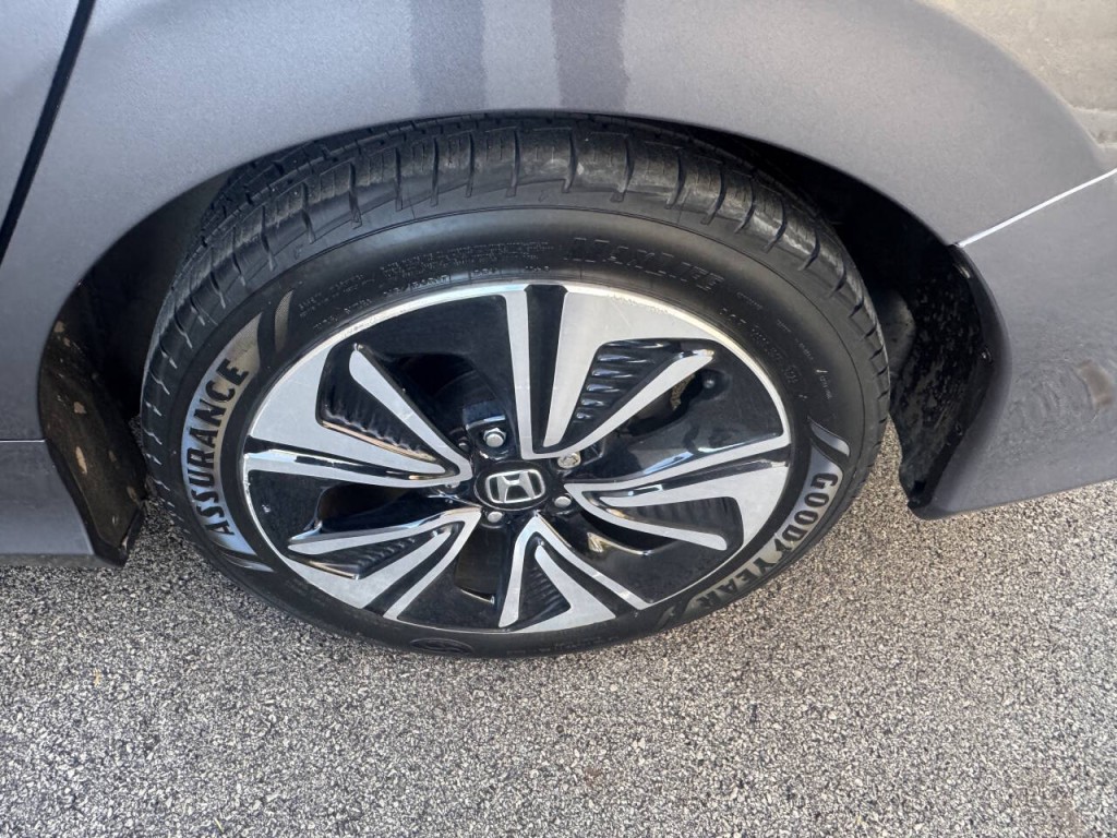 2018 Honda Civic Image 19