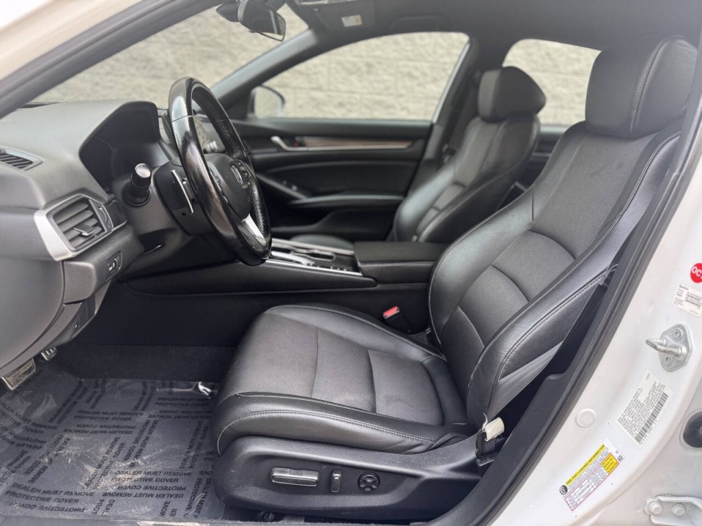 2021 Honda Accord Image 3